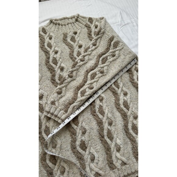 Vintage Moda Int’l Coogi Style Chunky Knit Oversized Sweater Large Tan Cream - Picture 7 of 7